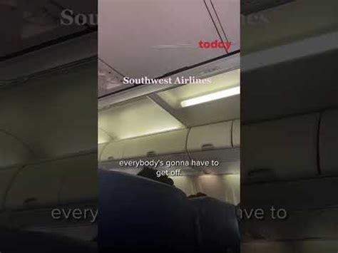 Southwest Airlines Pilot Tells Passenger Off For AirDropping Naked