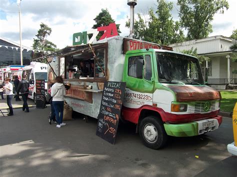 You hungry for that food truck grub? Spotted...cars in Moscow: Food Trucks
