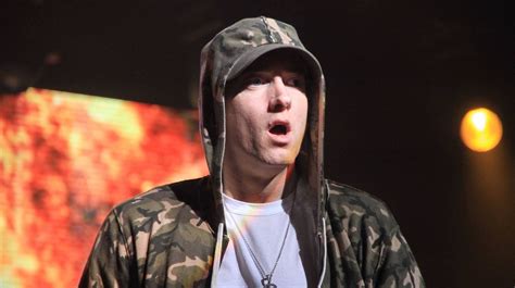 Eminems Musik Ist Die Perfekte Schmerztherapie