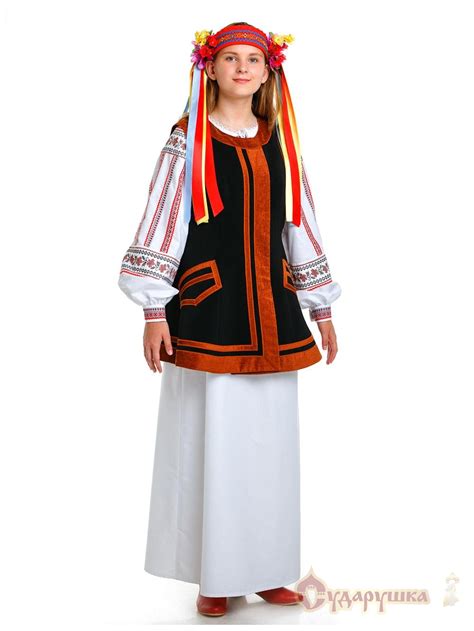 Украинский женский народный костюм с темным жилетом Сударушка