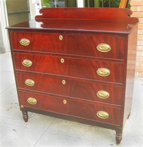 Uhuru Furniture And Collectibles Sold Elegant Mahogany Dresser 250