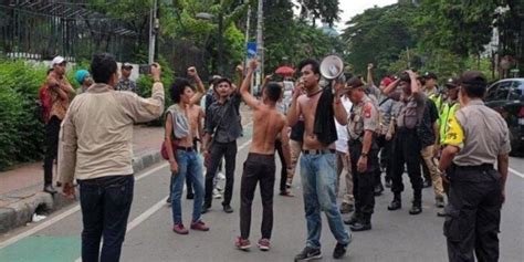 Lengkap Contoh Konflik Sosial Di Indonesia Riset