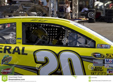 In his latest video, 7 things you didn't know about nascar cup technology, he gets into some hot, steamy nascar cooling system details: NASCAR Matt Kenseth At Phoenix International Raceway ...