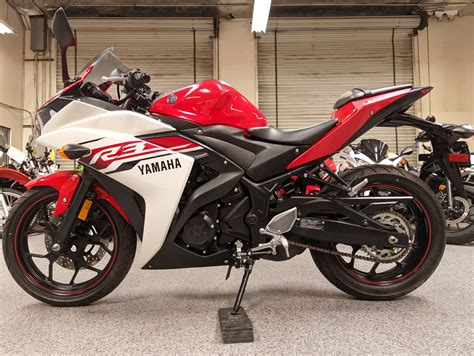 2015 Yamaha R3 Ak Motors