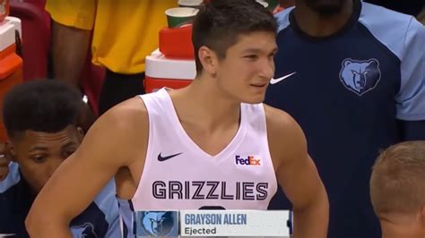 Watch: Grayson Allen's Up To His Dirty Tricks Again - Pro Sports Extra