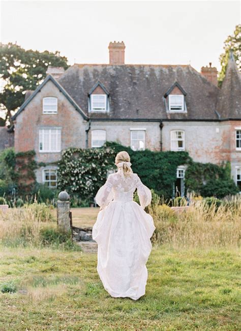 Dreamy Bridal Shoot On A Golden Summers Day In The South Of England Via