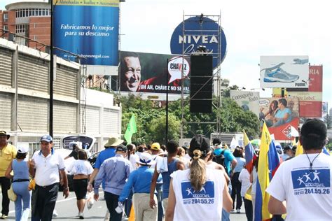 Nicolás maduro suspende la cuarentena radical para animar el voto. Elecciones en Venezuela: Notisur en concentración de ...
