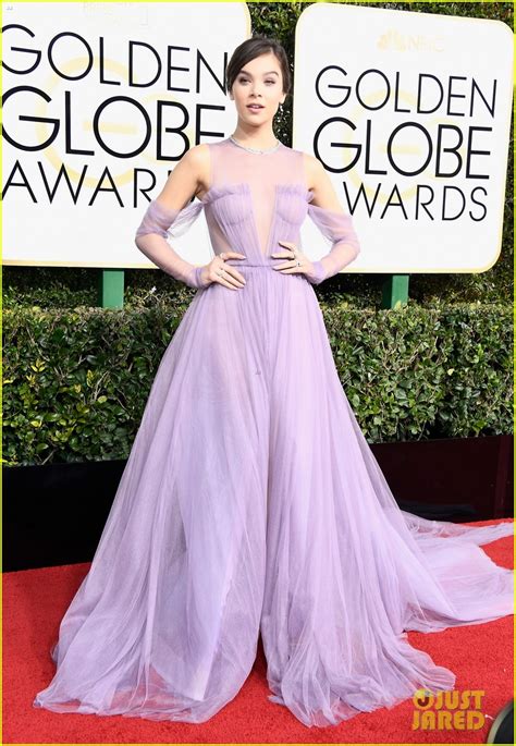 Hailee Steinfeld Is Sheer Beauty On The Golden Globe Red Carpet Photo