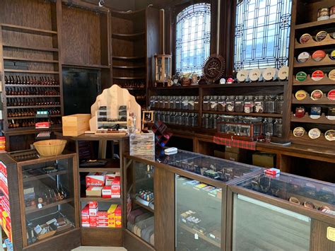 High-End Cigar Shop, Smoking Lounge to Open in Clarion This Weekend : exploreVenango.com