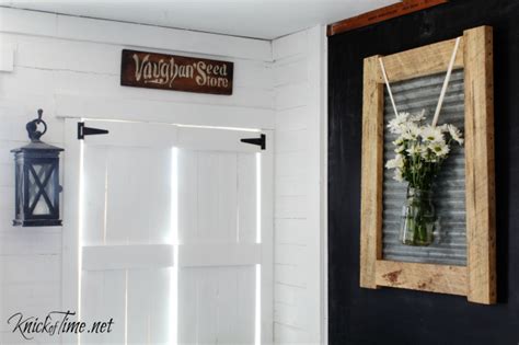 Combining Rustic And Industrial With Farmhouse Style