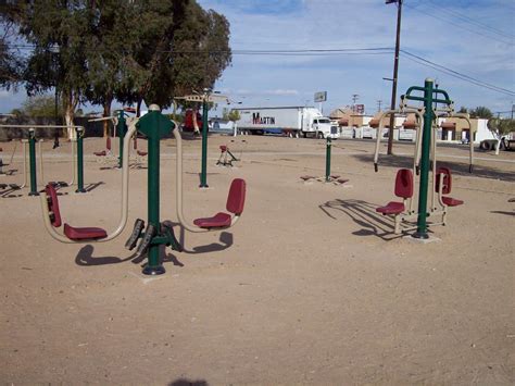 Gimnasios y deportes al aire libre no se salvan de las medidas. Gimnasio al aire libre @ Productos - Planeta Kids