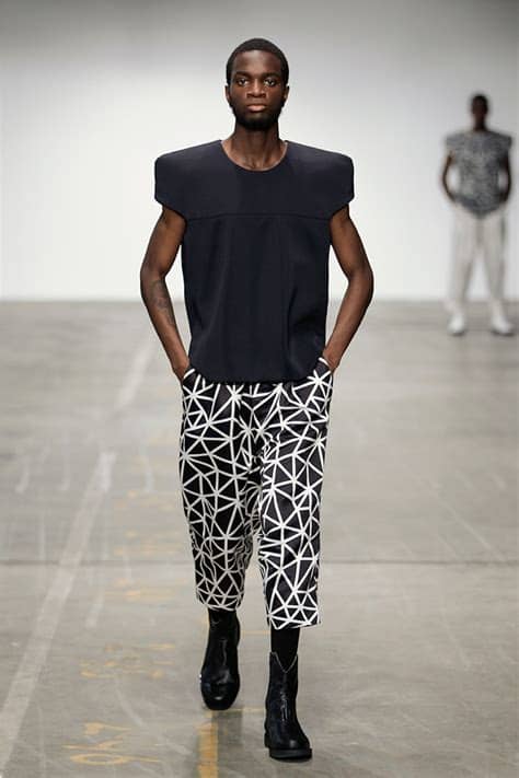 Mortadelo y filemón contra jimmy el cachondo. Jose Francisco Ramos Fall/Winter 2013 - Fucking Young!