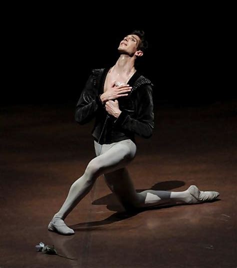 Pin By Maria Doval Ballet On Male Dancers Ballet Blog Dancer
