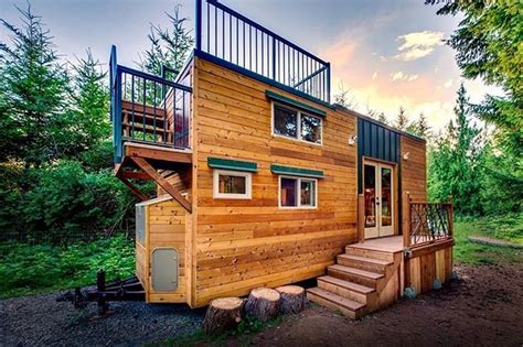 Pair Of Engineers Design Pet Friendly Off Grid Tiny House Off Grid World