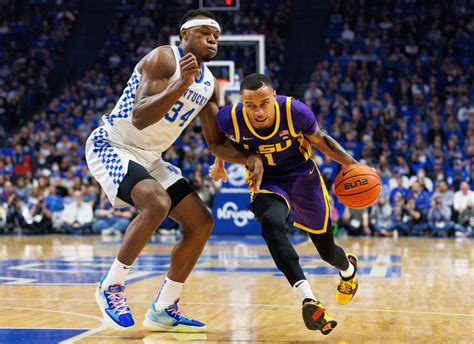 Tale Of Two Halves For Lsu Basketball As Tigers Fall 71 66 To No 6
