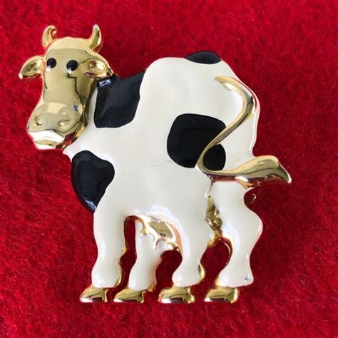 Vintage Enamel Cow Pin Animal Pin Farm Animal Pin Gem