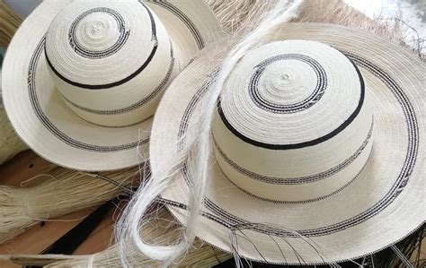 Hoy Celebramos El Sombrero Pintao Panama En France Embajada De
