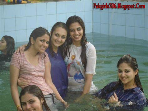 Pakistani Sexy And Hot Girls Wet Dresses L Desi Girls Wet Body Dress L Indian Girls Wet Kamar Photos