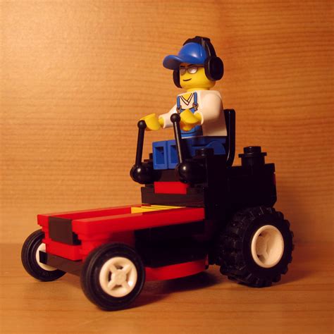 Dans Custom Zero Turn Mower Red For Your Lego Town Dadventuredan