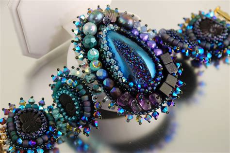 lux-vivens-jewelry-bead-embroidery-jewelry,-bead-work-jewelry,-bead-work