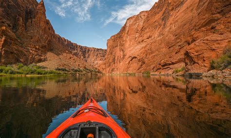 How To Kayak Horseshoe Bend On The Colorado River Two Outliers