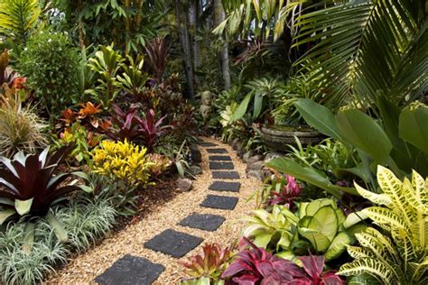 Incredible Tropical Garden Design For Beautiful Garden Ideas Small