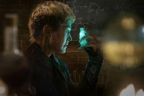 O Real E A Ficção Em ‘radioactive A Biografia De Marie Curie Na Netflix Veja