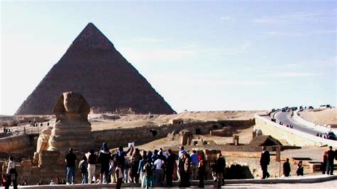 Hidden Chamber Found In Egypts Great Pyramid