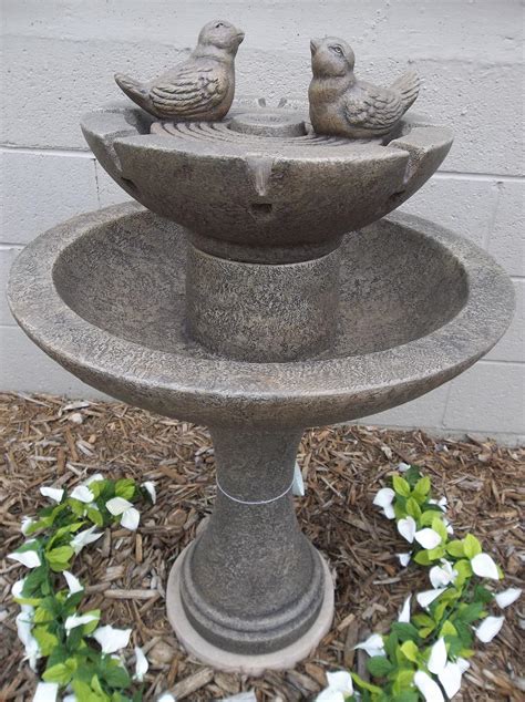Jun 03, 2015 · we have a crow that visits our bird bath a few times a day. Make a Concrete Bird Bath with Your Own Hands | Birdcage Design Ideas