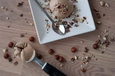 Recipe For Creamy Hazelnut Ice Cream With Chocolate The Best Recipe