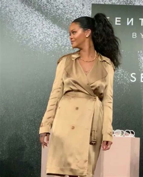 Rihanna At The Fenty Beauty Event In Dubai