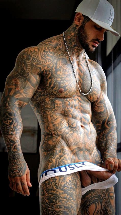 Body Builder Tattoo Big Cock Leon Yaki Yaki Babe Photo 3