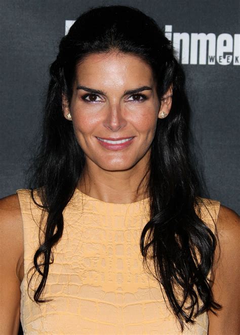 Angie Harmon Entertainment Weeklys Pre Emmy 2014 Party In West