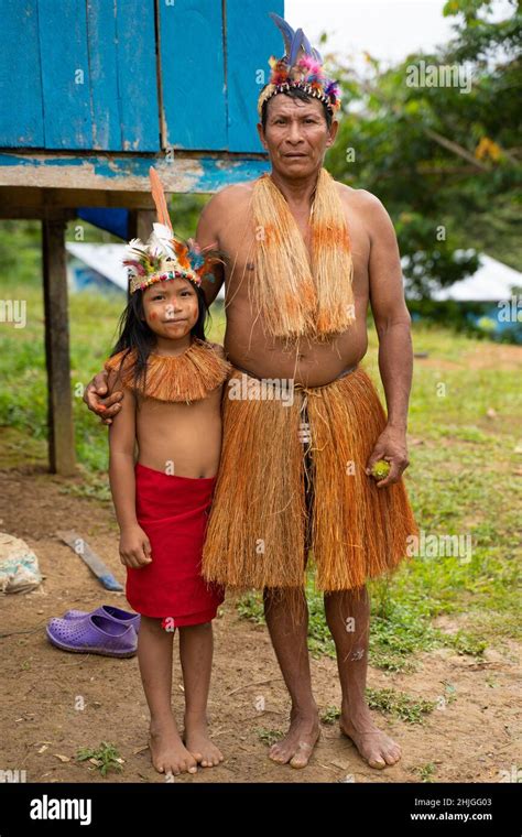 Yagua Indian Fotos E Im Genes De Stock Alamy