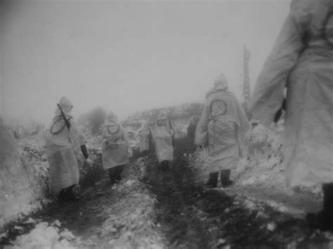 5 Pictures Of The 2nd Infantry Division During The Battle Of The Bulge