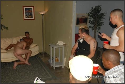 Naked Ebony Straights Posing Naked On Xxx Picture