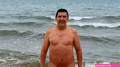 Naked Guys At Beach Pornrain Com