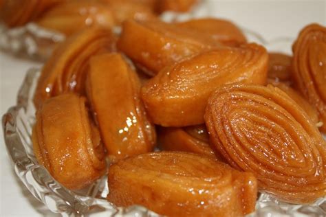 Food is an important part of tamil culture. Latha's mouthwatering Andhra sweets for Diwali