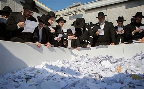 Crackdown On Nj Chabad Is Anti Haredi Lawsuit Alleges The Times Of