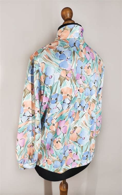 Vintage Pussy Bow Blouse In Pastel Colors Floral Wom Gem