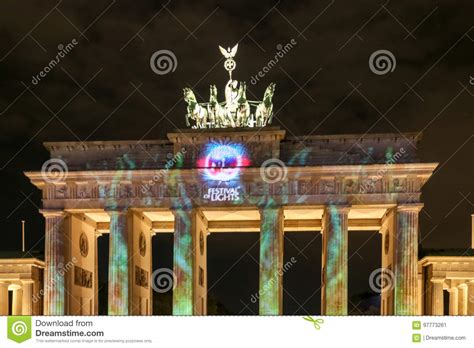 Das Brandenburger Tor In Berlin An Deutschland Redaktionelles Foto