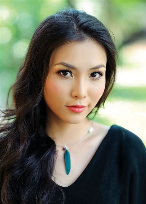 Most Beautiful Vietnamese Women - AsiaMag