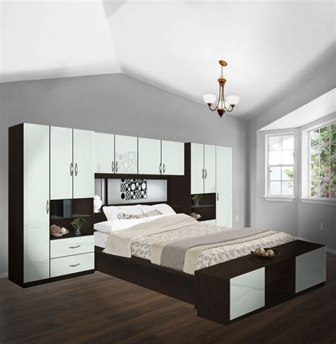 Lincoln Pier Wall Platform Bed W Mirrored Headboard And Storage Footboard