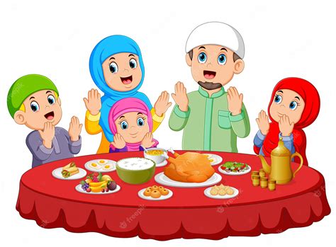 Una Familia Feliz Está Orando Por Comer La Comida En El Ied Mubarak
