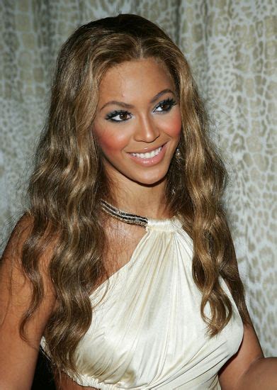 Beauty Files Beyoncé Long Hair Styles Hair Styles Long Curly Hair