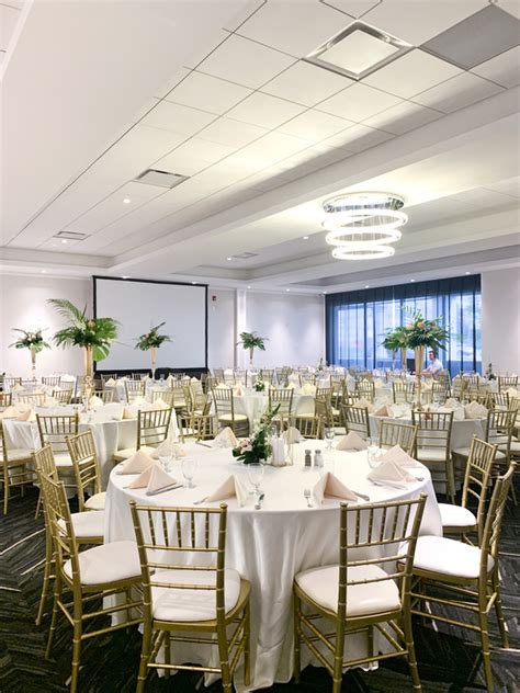 Grand Imperial Banquet Conference Centre Venue Edmonton Weddingheroca