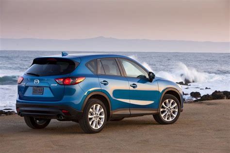 Car Review Mazda Builds Fun Efficiency Into Cx 5 Compact Suv
