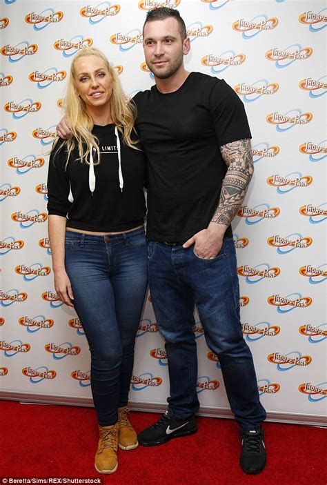 Josie Gibson Lashes Out At Manipulative Ex Sam Player Daily Mail Online