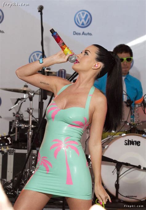 Wallpaper World Katy Perry Performs At New Volkswagen Sedan Launch