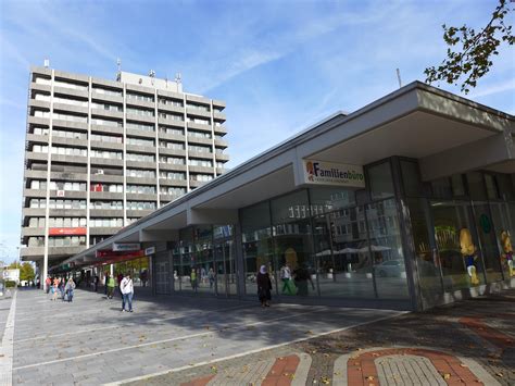 From wikimedia commons, the free media repository. Eberthaus - Kanzlei- und Ärztehaus mit Ladenpassage in ...